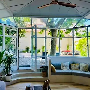 Bord De Mer, Magnifique De 150m2 Avec Jardin Appartement